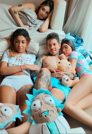 9 kadınla aynı anda evlenen adam resmen bunalımda: Adil bir cinsel ilişki programı yapmak zorundayım 2