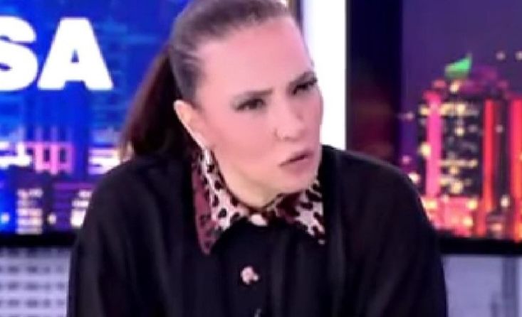 Gaziantep'te Sevilen İsim Hakan Taşıyandan Kötü Haber !Günde 36 Hap İçen Hakan Taşıyan'dan Haberler Pek İyi Değil! İşte Son Durumu 3