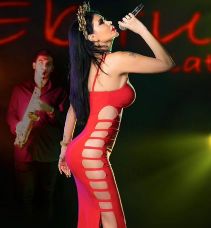 Ebru Polat sevgilisinin ayaklarını yıkadı! O anları sosyal medyadan paylaştı 7