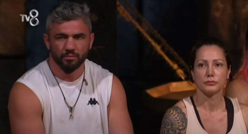 Survivor tarihinde görülmemiş olay! İki yarışmacı veda etti! Merve ve Parviz Ağlattı... 4