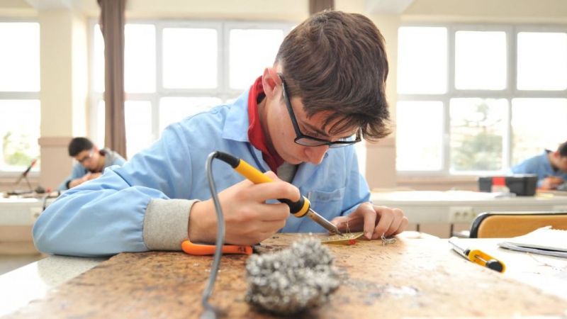 İŞKUR meslek kursları başlıyor! Derse gelene ödeme yapılacak: Yeni bir iş sahibi olurken günlük düzenli ödeme alınabilecek! 1