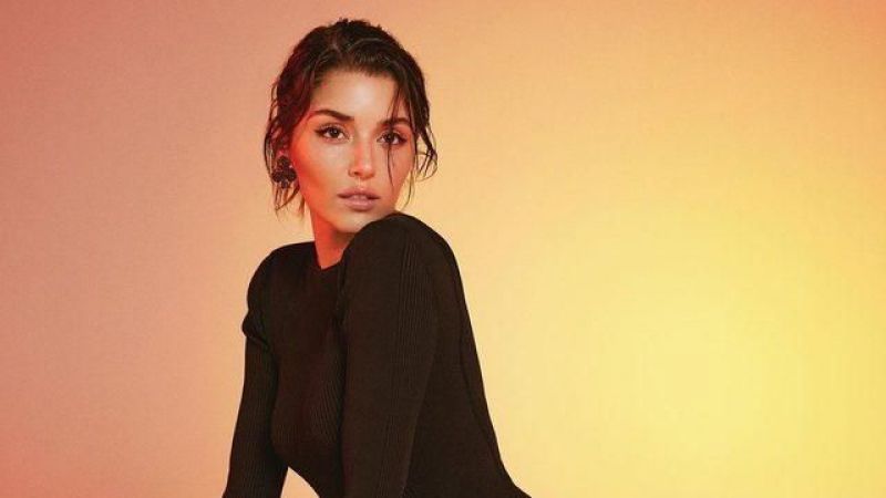 Hande Erçel Oyunculuğu Bıraktı! Yepyeni Bir Yatırımla Yeni Bir Hayata Yelken Açtı! Güzel Yıldız Büyük İşlere Girişti! 2