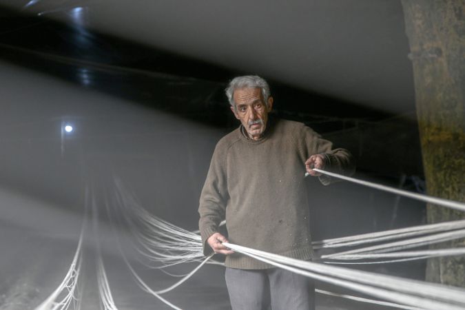 Gaziantep'te yaklaşık 60 yıldır mağarada kendir üretiyor...Gaziantep'in Unutulan El Emeği Mesleği 10