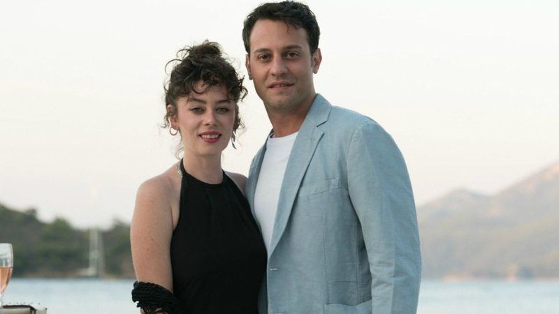 Önce Hamile Kaldı, Sonra Nikahı Bastı! Biraz Daha Gecikse Düğünden Doğuma Geçecekti! Güzel Yıldızın Nikahı Herkesi Şaşırttı! 2