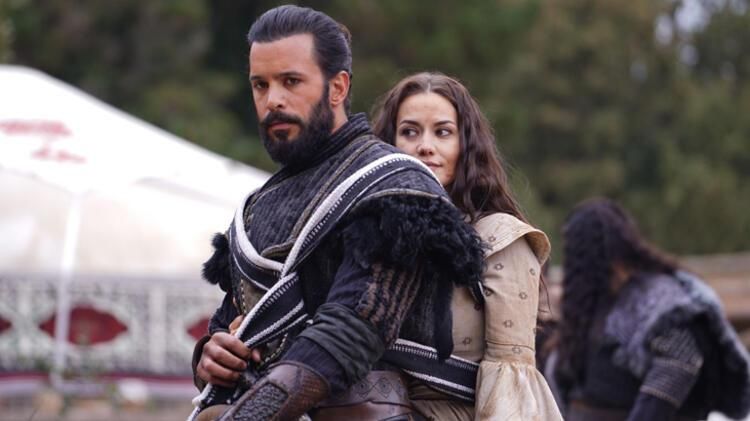 Alparslan Büyük Selçuklu'daki Ayrılığa Kalp Dayanmaz! Zor İkna Edilip Kadroya Katılmıştı, Şimdi Gidiyor! Bu Ayrılık Dizi Reytinglerini Vurabilir! 1