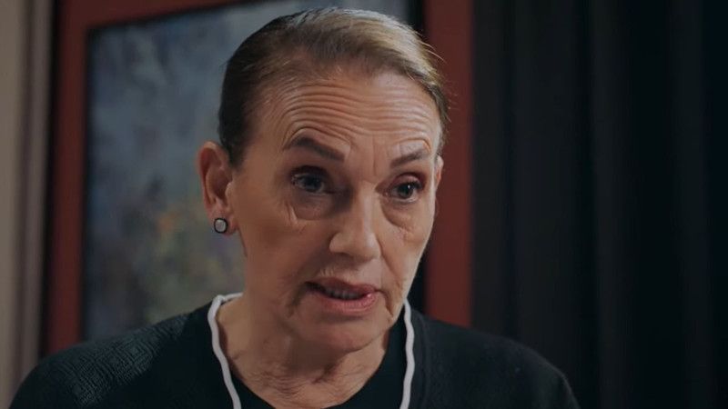 Camdaki Kız Dizisinde Şok Üstüne Şok! Boşanma Sonrasında Öyle Şeyler Oldu Ki Dizinin Hayranlarının Dili Tutuldu! Şimdi Ne Olacak? 2