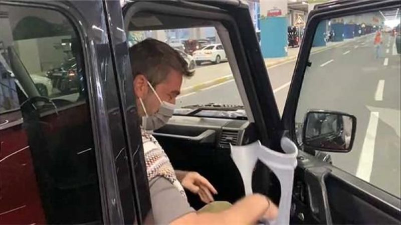 Engin Altan Düzyatan'ın Son Hali Görenleri Şaşırttı: Oyunculuğu Tamamen Bıraktı İddiaları Ayyuka Çıktı! Koltuk Değnekleriyle Görüntülendi! 3