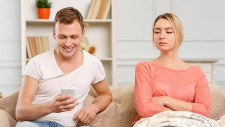 Bu Burçlar Kıskançlıkta İnsanı Çatır Çatır Çatlatır! Kıskançlık Krizleriyle Aklınızı Başınızdan Alacak Burçlara Dikkat! 3