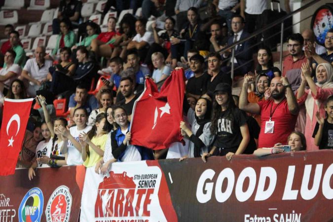 57. Avrupa Büyükler Karate Şampiyonası, Gaziantep’te final müsabakalarıyla devam ediyor. 9