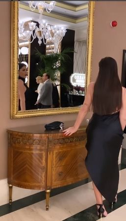 Selin Ciğerci ve eşi Sapanca'da bungalov hotel açtı..Sosyal Medya Yıkıldı... 5