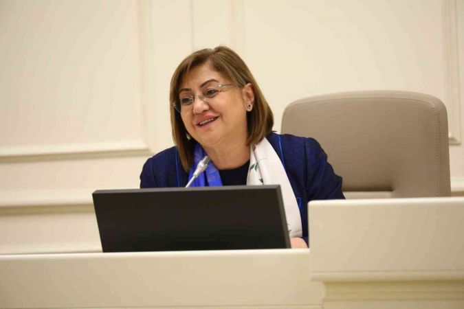 Gaziantep'e Gaziray'la Metro Geldi....Gaziantep Gaziray'da Sona Gelindi...Gaziray Gaziantep'te Trafik Sorunu Çözüldü! 5 kilometresi Yerin Atında 3