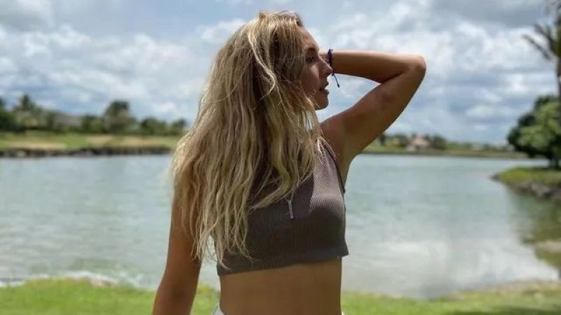 Survivor Sude’nin Mini Şortlu Pozuna Binlerce Yorum! Sevgilisi Mert Öcal Fotoğrafa Sessiz Kalamadı! 2