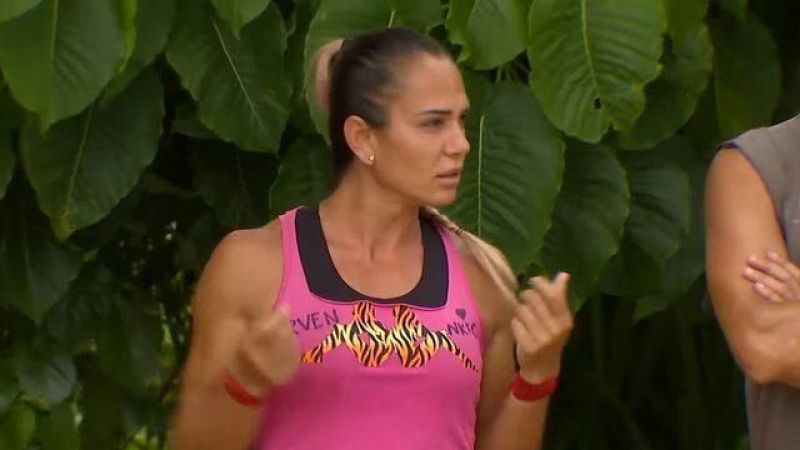 Dominik'te Ortalık Karıştı! Nagihan Uyarı Üstüne Uyarı Aldı! Siniri Geçmedi Ortalığa Ateş Püskürdü! Yetkililer Müdahale Etmek Zorunda Kaldı 1