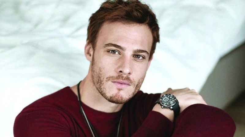 Kerem Bursin İspanya Yolcusu! Yurtdışında Tozu Dumana Katmaya Hazırlanıyor! Yeni Projesi Bakın Ne Oldu? 2