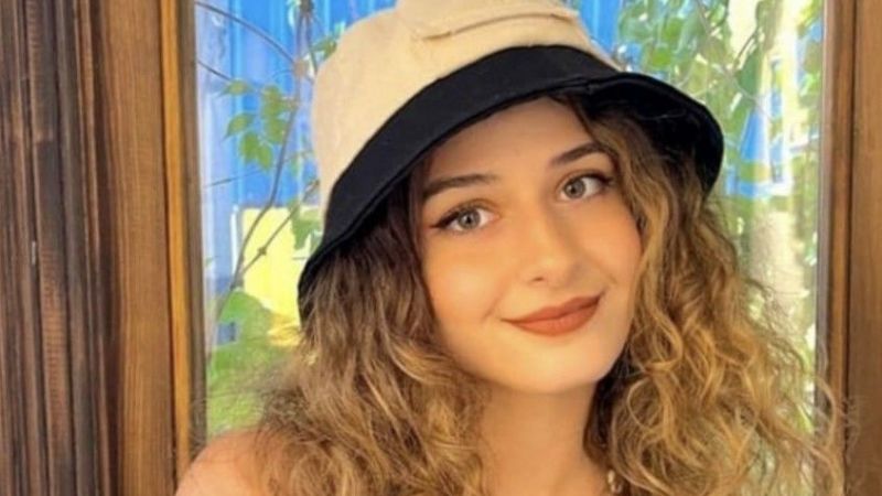 Aşk-I Memnu Bülent'ten Survivor Batuhan'a! Adını Dilinden Düşürmediği Melisa İfşa Oldu! Kazandığı Her Oyunu Hediye Ettiği Melisa, Bakın Kim Çıktı? 4