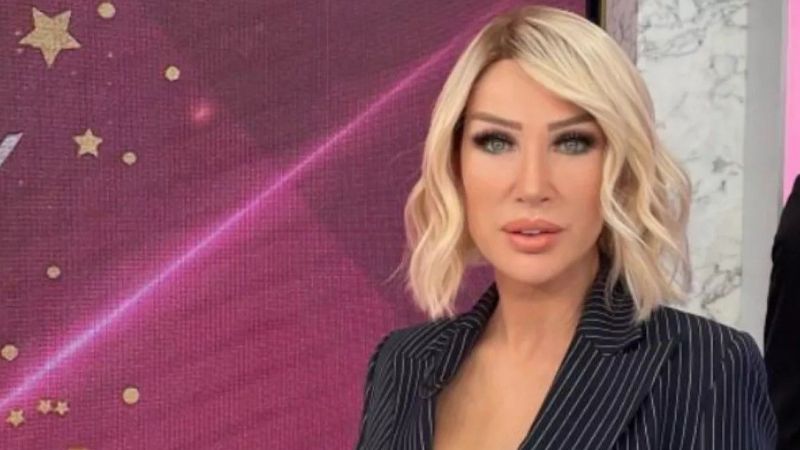 Seda Sayan Sahne Aldı Beşi Bir Yerdeleri Topladı! Açıklaması Şaşırttı: “Düğünümde Bile Takan Olmadı!” 2