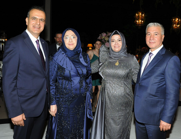 Fatma Şahin Hangi Akrabasını Evlendirdi? Bol Şahitli Ve Sanatçılı Muhteşem Düğün... 6