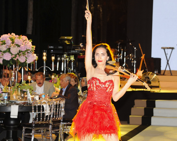 Fatma Şahin Hangi Akrabasını Evlendirdi? Bol Şahitli Ve Sanatçılı Muhteşem Düğün... 5