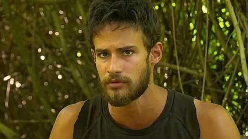 Survivor Batuhan Zekasını Konuşturdu, Hikmet'i Alıp Ateşin İçine Attı! Bu Hamle Ortalığı Karıştırır! 1