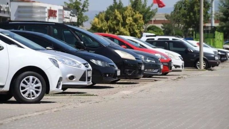Yaz Aylarının Gelmesi ile Birlikte Otomobil Piyasasında Hareketlilik Arttı! Uzmanlar İkinci El Araç Fiyatlarının Artış Hızına Karşı Uyardı! 4