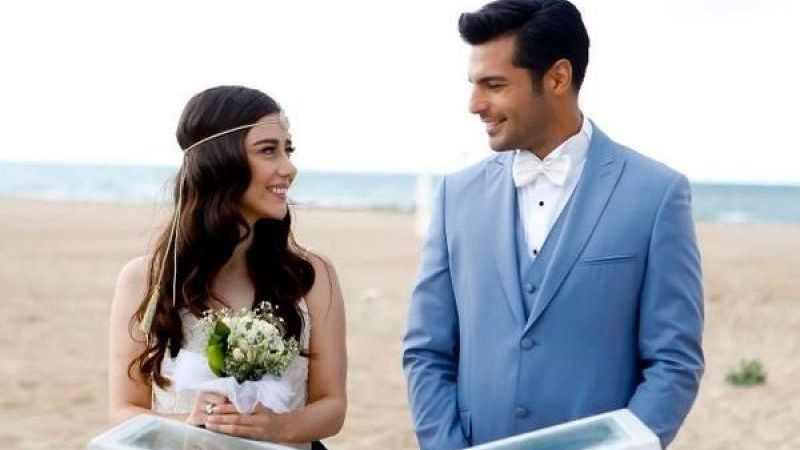 Nişandan Sonra Düğün de Yurtdışında! Özge Gürel ile Serkan Çayoğlu Çiftinin Düğün Tarihi Belli Oldu! 4