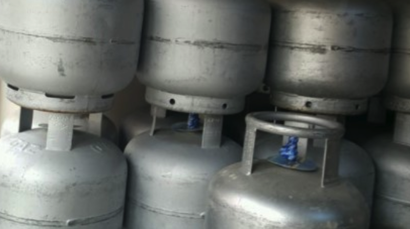 Gaziantep'te ev hanımları yemek yapmaya korkar oldu! Gaziantep'te tüpe gelen zamlar Vatandaşlara: MUTFAĞIMIZDA TENCEREMİZİ NASIL KAYNATICAZ? Dedirtmeye Başladı! 30 TEMMUZ 2022 Gaziantep'te Aygaz, İpragaz, Moga 5