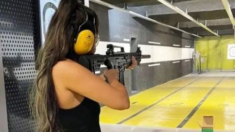 Oyunculuktaki Başarısını Tam Otomatik Makinalı Tüfekte de Gösterdi! Hande Doğandemir Yeni Rolü İçin Poligonlardan Çıkmıyor! 3