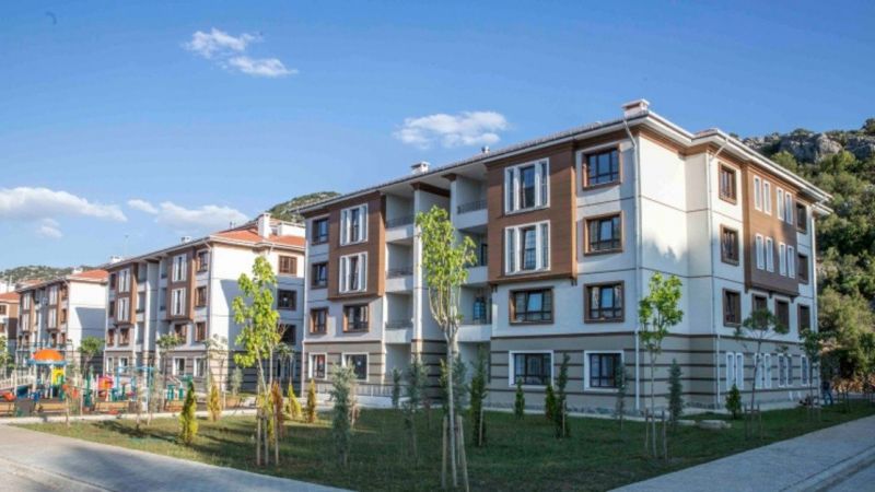 Çevre, Şehircilik ve İklim Değişikliği Bakanı Murat Kurum, TOKİ'nin Yeni Projelerine İlişkin Önemli Bir Açıklamada Bulundu: Kira Öder Gibi Ev Sahibi Olmak İçin Ağustos... 4