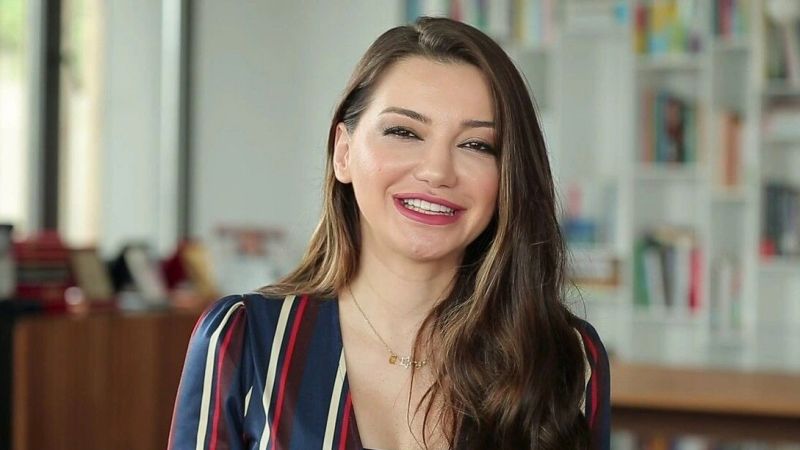 İnsanlığın Şirazesi Kaydı! Esra Ezmeci'ye Gelen Soru, Ahlaksızlığın Bu Kadarı Dedirtti! Eşimin Evli Kardeşi İle... 2