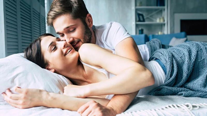 Covid-19’un Cinsel İsteği Azalttığı Ortaya Çıktı! Ünlü Doktor Libidoyu Artıran 5 Yiyeceği Sıraladı! 1