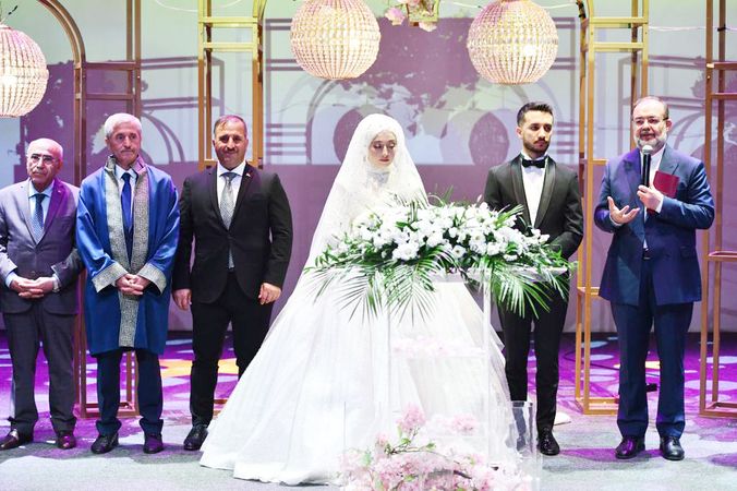 Tahmazoğlu Ailesinin Muhteşem Nikahı... Gaziantep Bol Şahitli Muhteşem Nikahı Konuşuyor 2