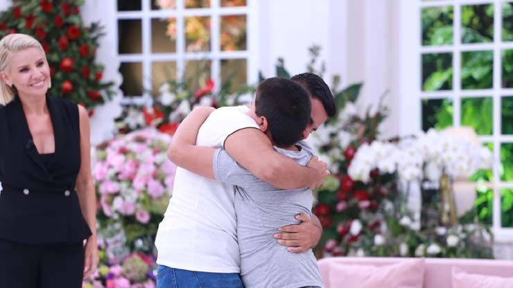 Esra Erol’da Bir Mucizeye Daha Sahne Oldu! 18 Yıldır Ailesini Arayan Kadir Büyük Sürprizle Karşılaştı! 1