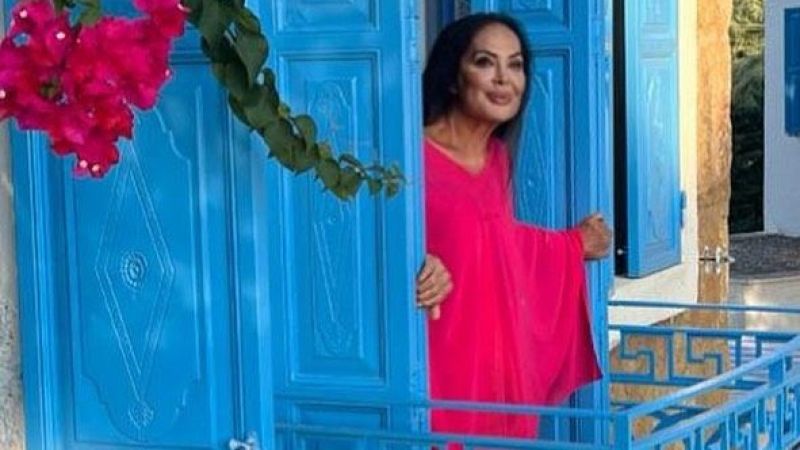 Yeşilçam'ın Sultanı Türkan Şoray, Tatil Kareleri İle Adeta Mest Etti! 3