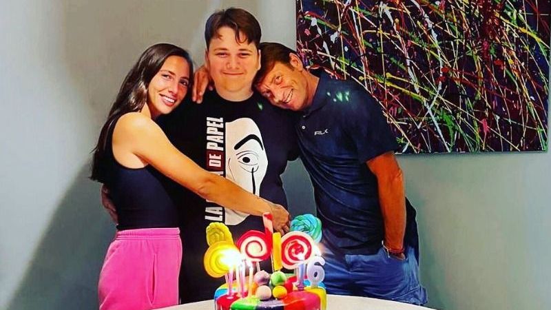 Kaya Çilingiroğlu Kızı Zehra’yla Pozlarını Paylaştı, Sorduğu Soruyla Magazin Gündemini Salladı! 2