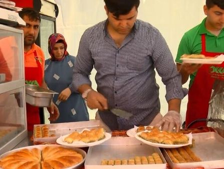 Gaziantep Yemekleri İstanbul'da! İstabul Ataşehir'de Gaziantep Yemek Şenliğnini 21'incisi  düzenlendi şenlik başladı... İstanbullular  akın etti... YOK BÖYLE ŞENLİK 2