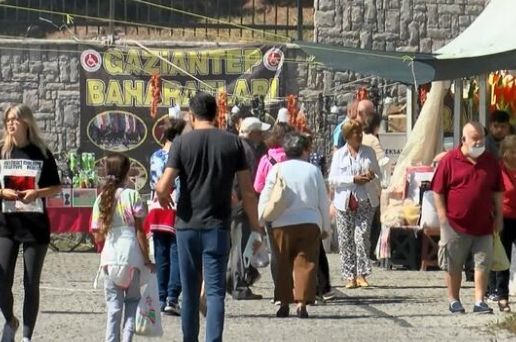 Gaziantep Yemekleri İstanbul'da! İstabul Ataşehir'de Gaziantep Yemek Şenliğnini 21'incisi  düzenlendi şenlik başladı... İstanbullular  akın etti... YOK BÖYLE ŞENLİK 3