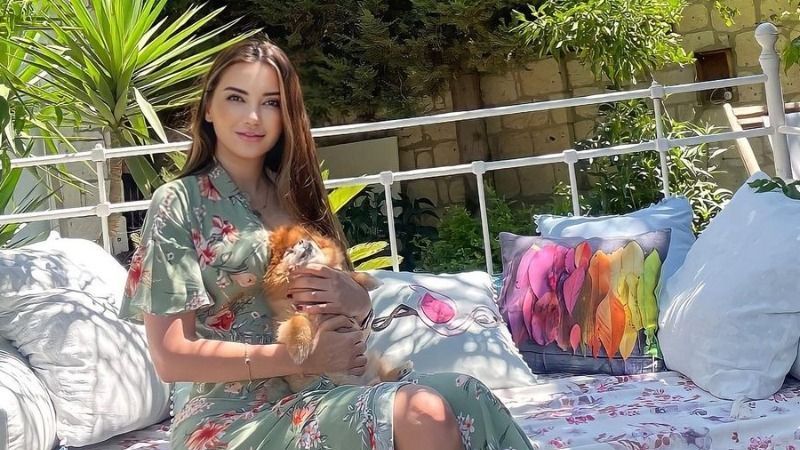 Kocası Tarafından Şiddete Uğrarken Çocuğunun Şahitlik Ettiğini Gören Kadın, Klinik Psikolog Esra Ezmeci'den Yardım İstedi: “Eşim Beni Boğarken...” 1