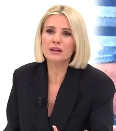 Esra Erol'da Çıldırdı! Canlı yayında ahlaksız sözler! Sevdiği kadını aramak için Esra Erol'a gitti! İki daire parası yedirdiği hayat kadınının sözleri şok yaşattı... Cinsel içerikli video çekmiş ve bununla tehditle 5