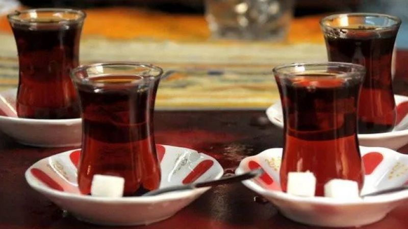 Bu Faydaları Okuyunca; Çayı Demlik Demlik İçeceksiniz! Siyah Çayın Faydaları Saymakla Bitmiyor! Kalp, Diyabet, Mide Rahatsızlıkları… Hepsine İyi Geliyor! 3