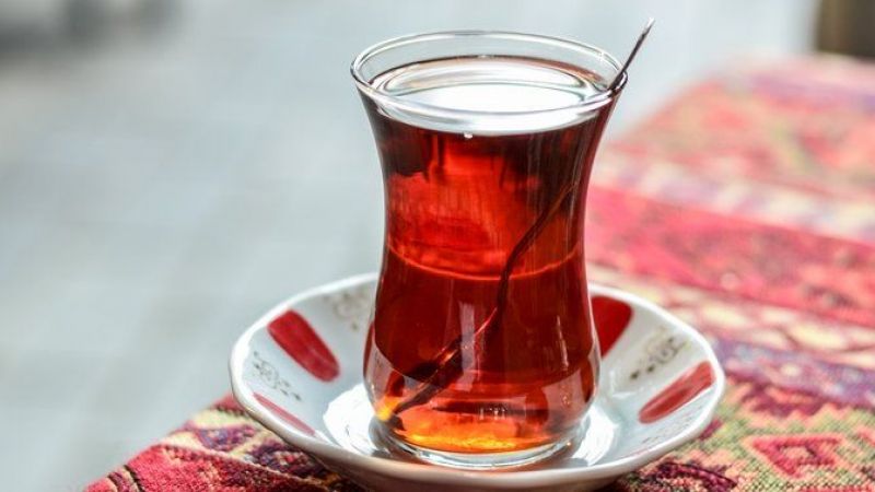 Bu Faydaları Okuyunca; Çayı Demlik Demlik İçeceksiniz! Siyah Çayın Faydaları Saymakla Bitmiyor! Kalp, Diyabet, Mide Rahatsızlıkları… Hepsine İyi Geliyor! 2