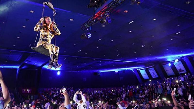 Demet Akalın’dan Bomba Etkisi Yaratacak Sözler! “Yanlış Yapılmayacak, Delikanlı, Dost…” Ebru Gündeş’in Yüzüğünün Sırrını Açıkladı; Neşe Erberk’e Göndermede Bulundu! 3