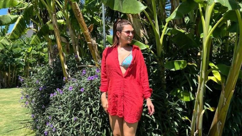 Daha Önce ‘Öpüşmem’ Demişti, Yeni Projesi Belli Oldu! Buse Varol’dan Samimi İtiraflar Peş Peşe Geldi! “Duşun Altında Olduğum Sahneyi Söylüyorlar Hep…” 5