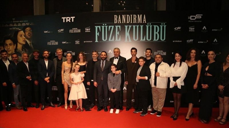 Beklenen Film İçin Geri Sayım Başladı! Bandırma Füze Kulübü Filminin Galası Yapıldı! Seyirciye Sürpriz Yapan Teoman, Bandırma Füze Kulübü Hakkında Konuştu! 2