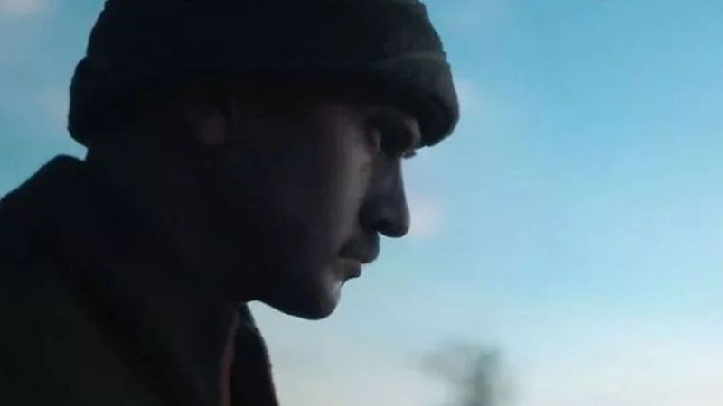 Aras Bulut İynemli'nin Atatürk İmajı Büyük Eleştiri Topladı! Aras Bu Sefer Yakışmadı! Dizinin İlk Tanıtım Fragmanı Paylaşıldı: İşte O Tepki Çeken Detay…. 4