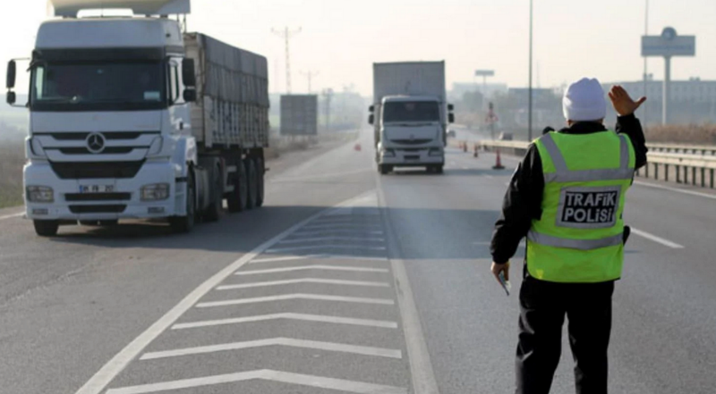Gaziantep'te ehliyet sahipleri dikkat! Duyuru yapıldı. Dikkat etmezseniz 4 bin 250 TL ceza ödersiniz 11