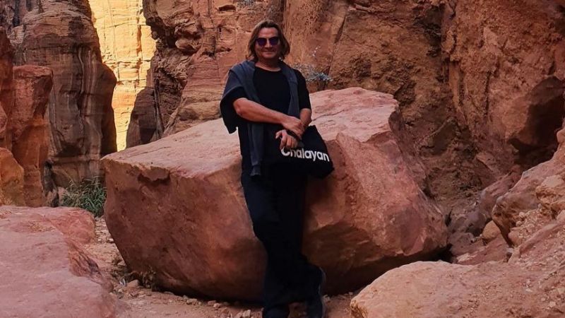 Armağan Çağlayan Duyurdu; Hayranları Yasa Boğuldu! Meğer Akciğerinde Kitle Tespit Edilmiş! İlk Açıklama Ebru Gündeş’ten Geldi: “Güçlü Ve İnatçı Olduğunu Biliyorum…” 4