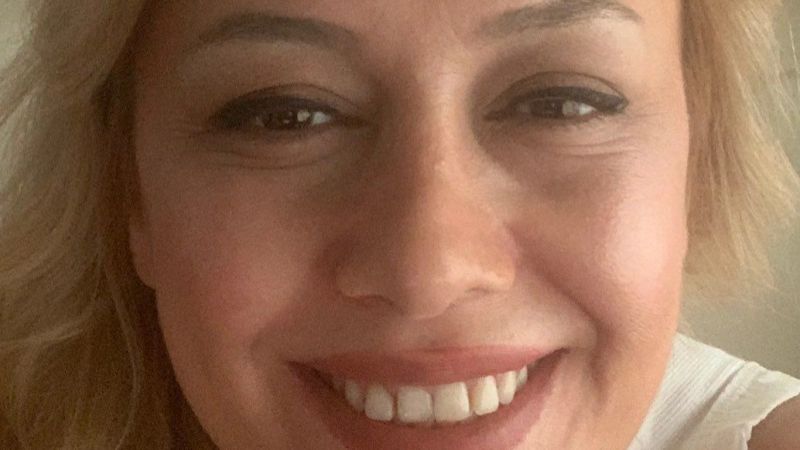 Arsevi Yeter İsyan Etmişti: “Babamın Cenazesine Alkollü Gelip…” Gözler Bir Anda Tuğba Özerk’e Çevrildi! Neler Oluyor? 4