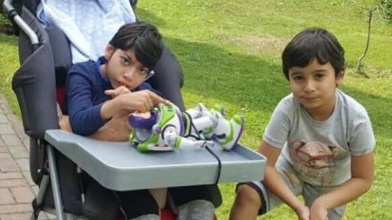 Çılgın Sedat Anlattı, Milyonlar Ağladı! Meğer, Oğlu Hastaymış… Tüm Sevenlerinden Dua İstedi! “İnşallah Oğlunuz İyileşir…” Neler Oluyor? 4