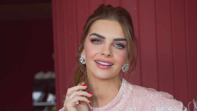 Pelin Karahan’dan Bomba Sözler! Seda Sayan Bu Açıklamaları Asla Duymasın! “Çok Estetikli Kadınlara Bakın, Çocukları Kendilerine Benzemiyor…” 1