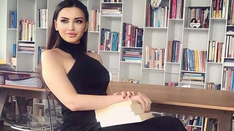 14 yıllık eşinin bir başkası ile nişanlandığını öğrenen kadın, resmen çıldırdı! Esra Ezmeci'nin verdiği akıl ise ağızları bir karış açıkta bıraktı! 4